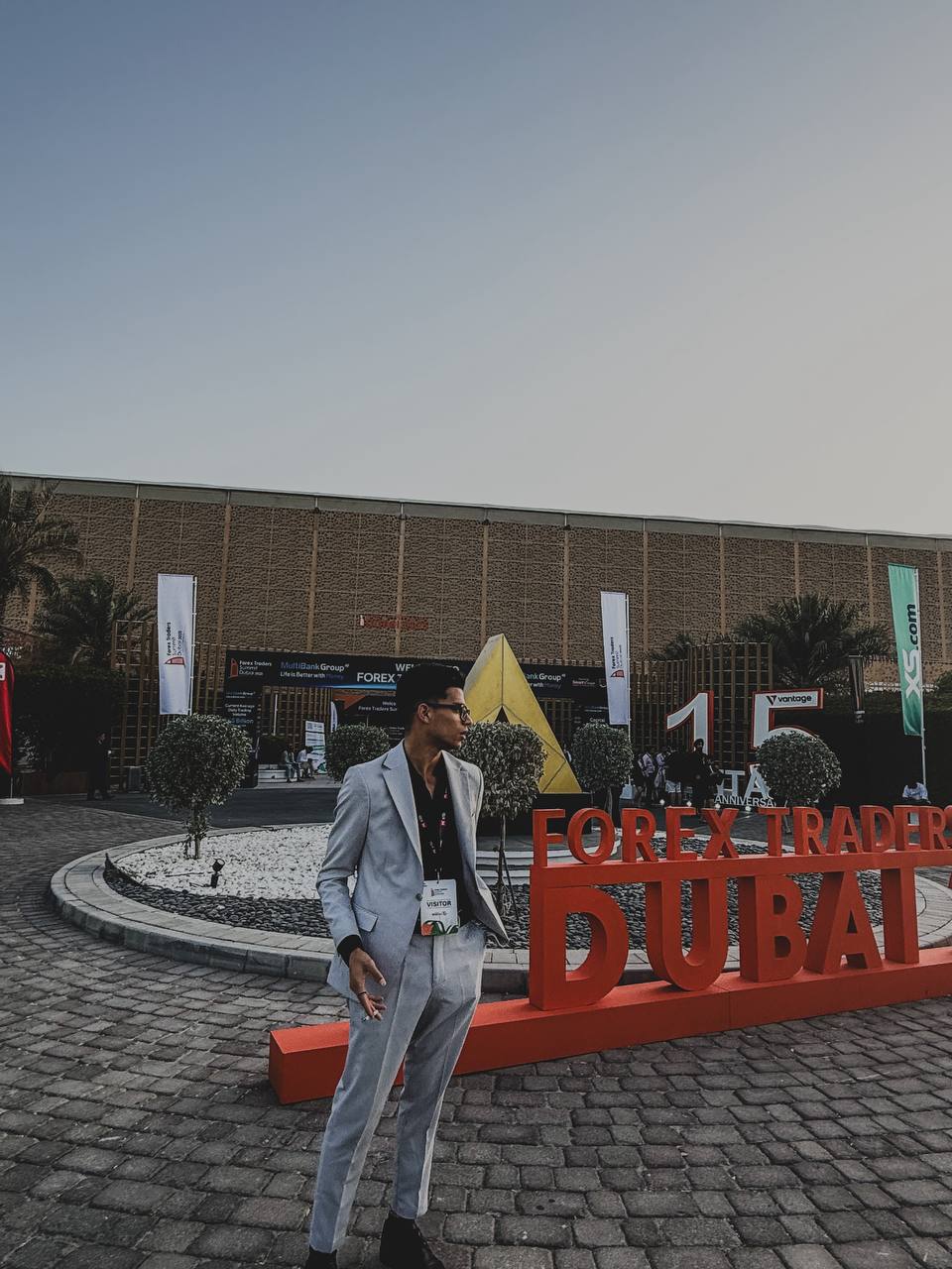 Rebuilding in Dubai, at a forex trading expo